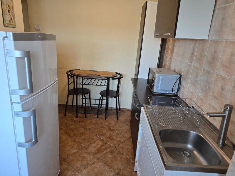 3 minute Metrou Piata Muncii, Decebal, 2 camere 67mp, 2 AC, Boiler
